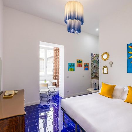 Piazza Miraglia - Apartment By Wonderful Italy Naples Extérieur photo