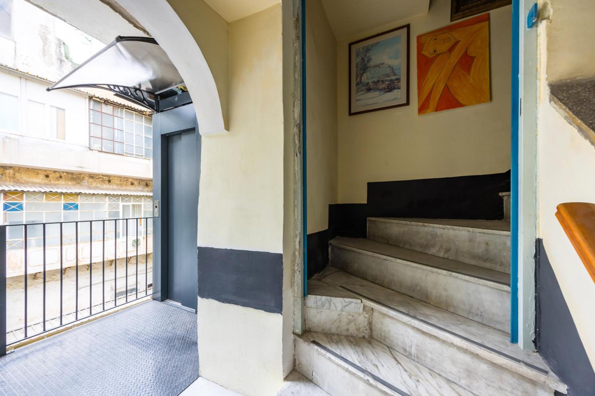 Piazza Miraglia - Apartment By Wonderful Italy Naples Extérieur photo