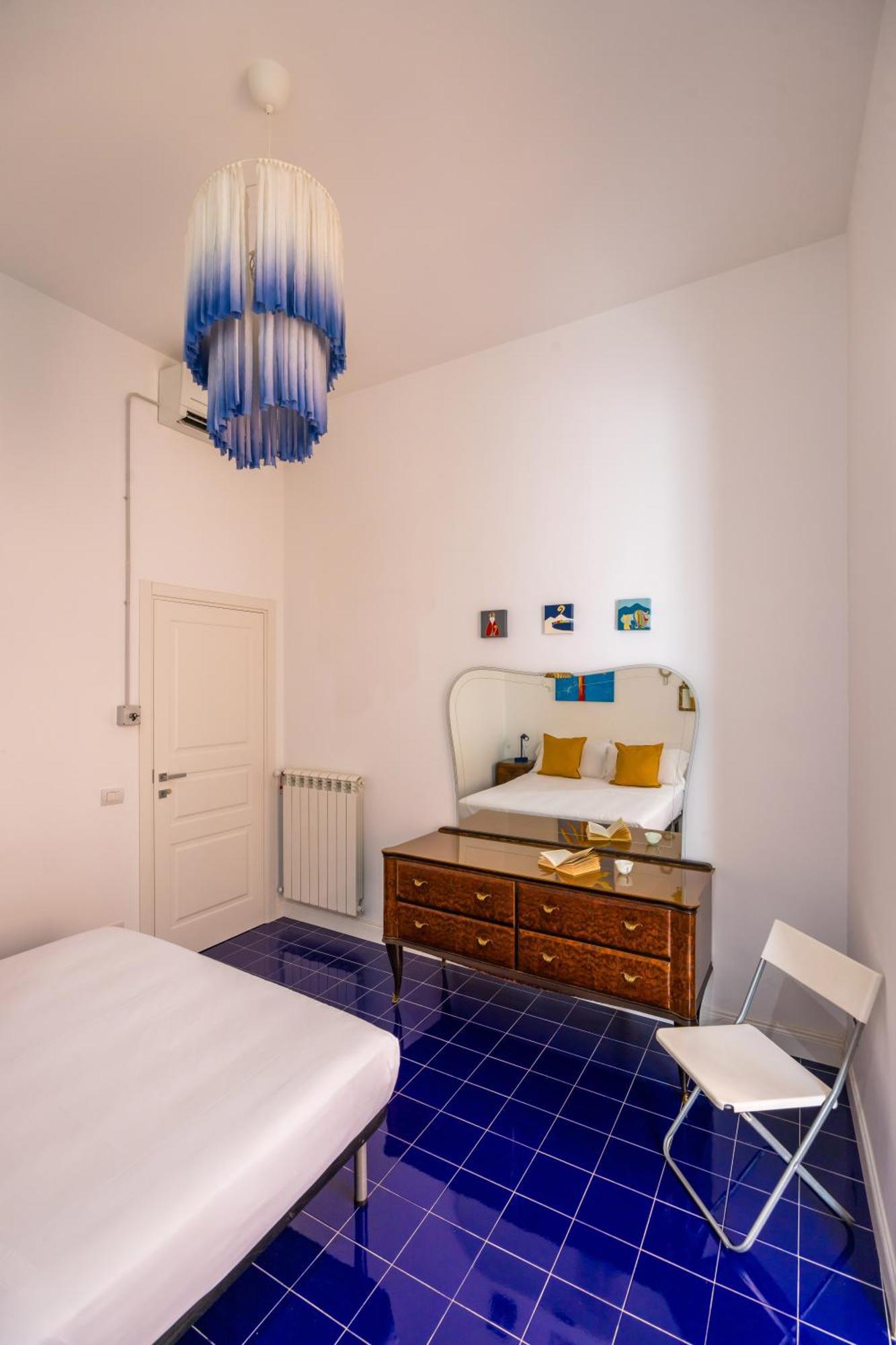 Piazza Miraglia - Apartment By Wonderful Italy Naples Extérieur photo