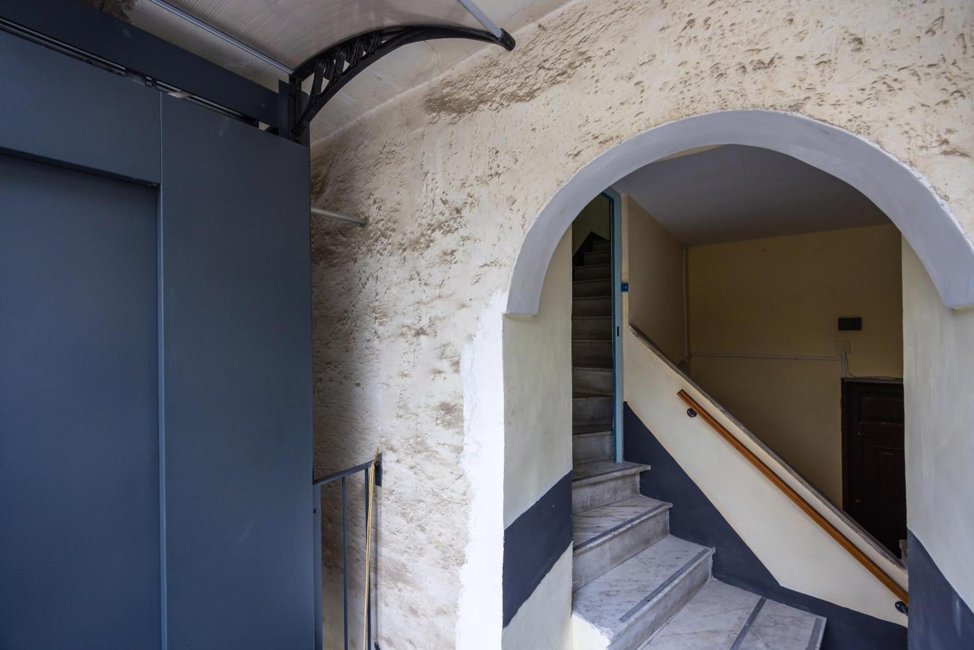 Piazza Miraglia - Apartment By Wonderful Italy Naples Extérieur photo