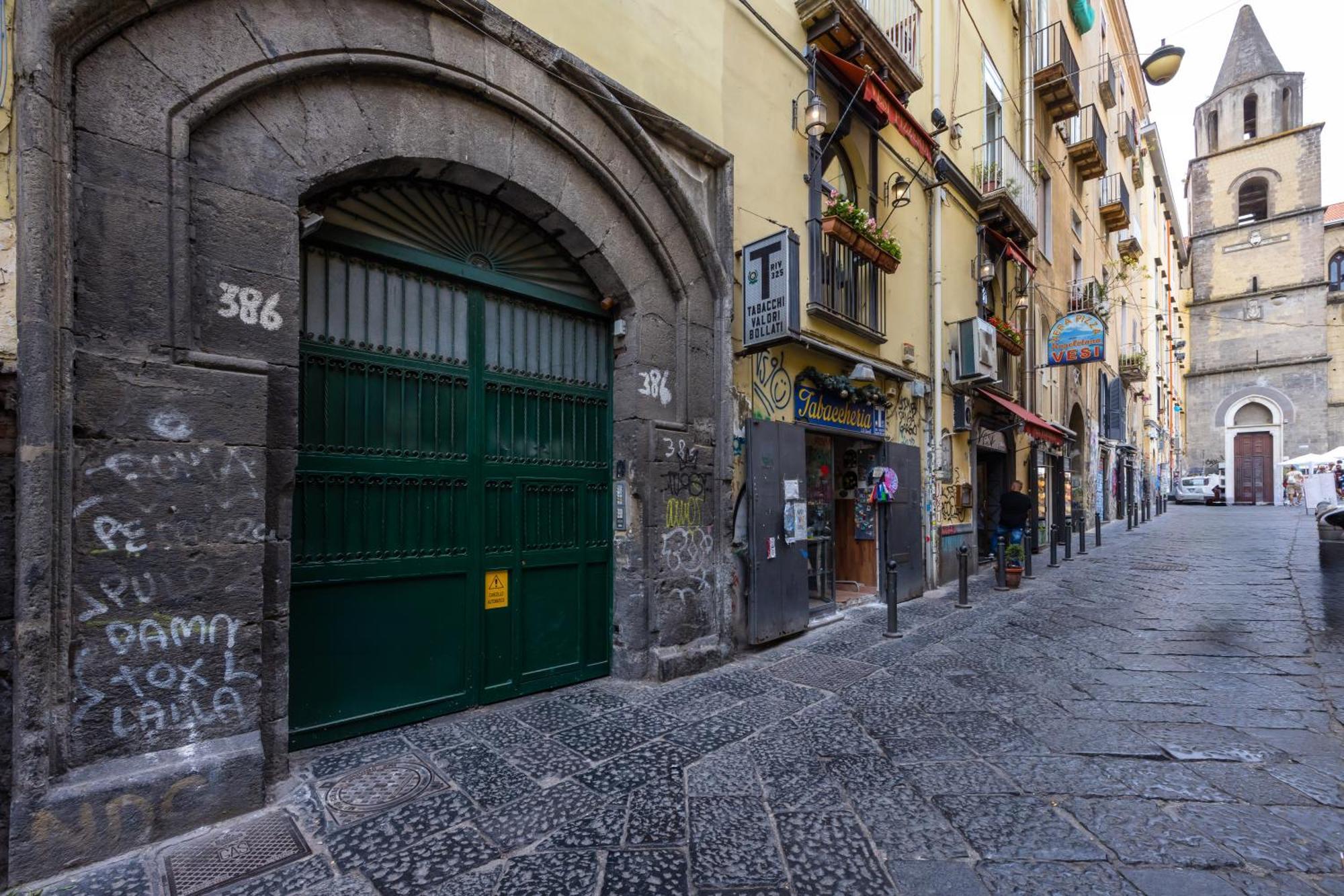 Piazza Miraglia - Apartment By Wonderful Italy Naples Extérieur photo